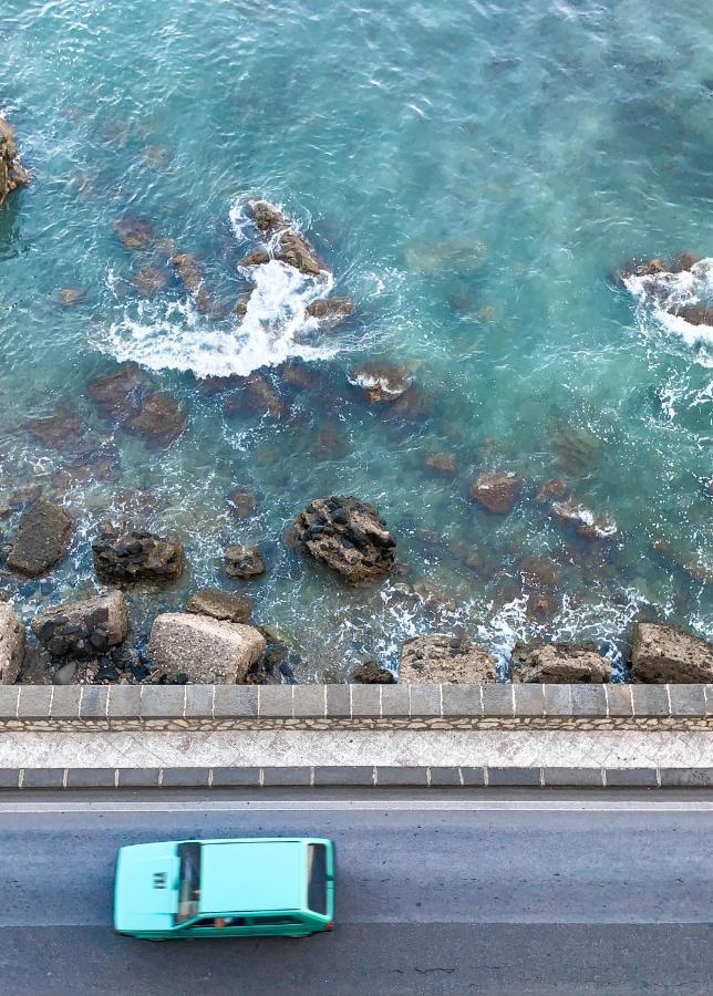 Giardini Beach Loft ภายนอก รูปภาพ